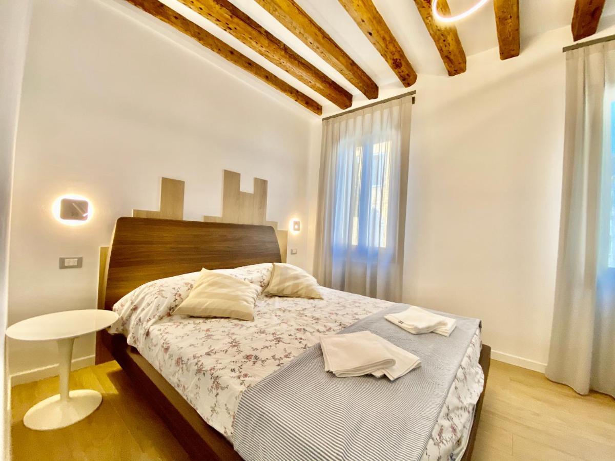 Suite House New Apartments Wi Fi Venice Island Exterior photo