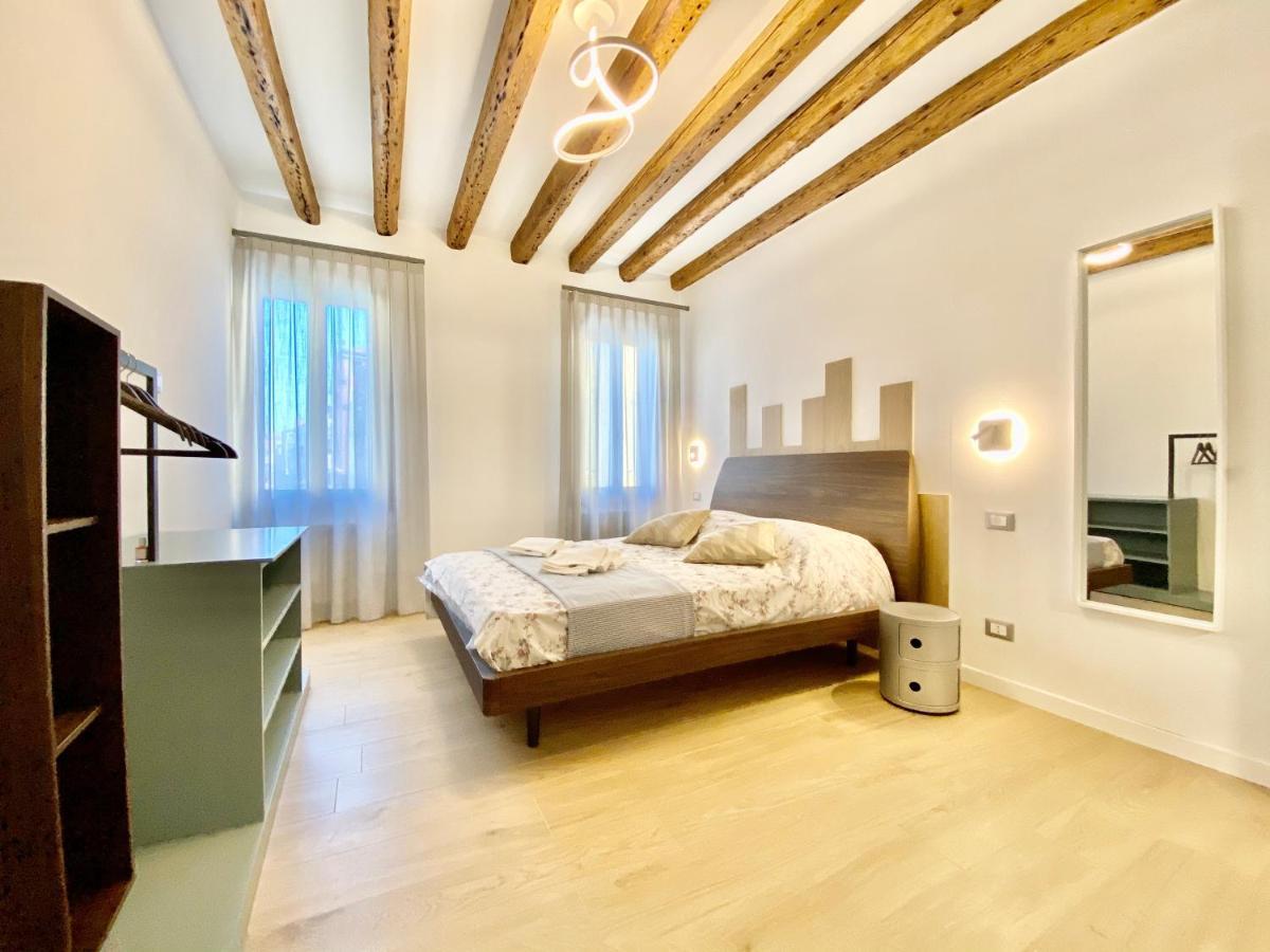 Suite House New Apartments Wi Fi Venice Island Exterior photo