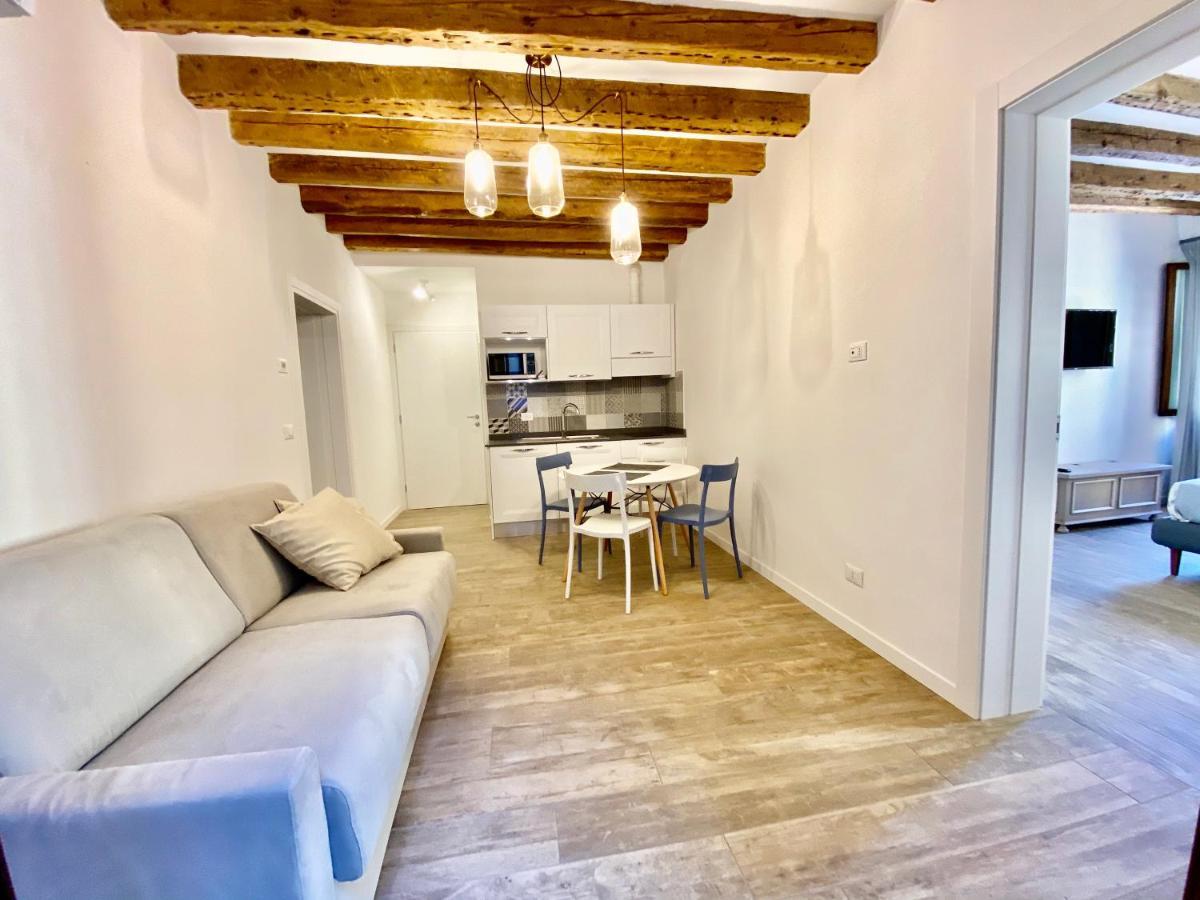 Suite House New Apartments Wi Fi Venice Island Exterior photo