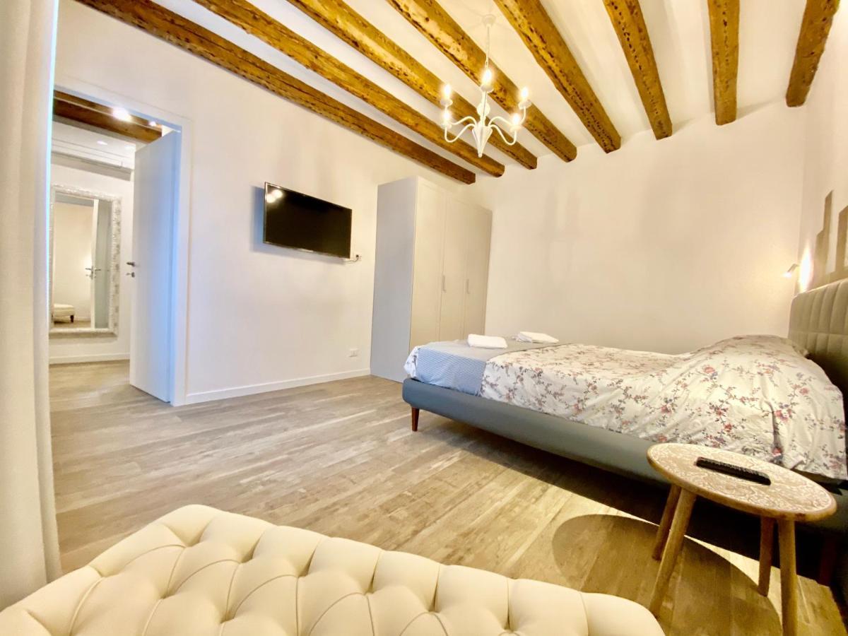 Suite House New Apartments Wi Fi Venice Island Exterior photo
